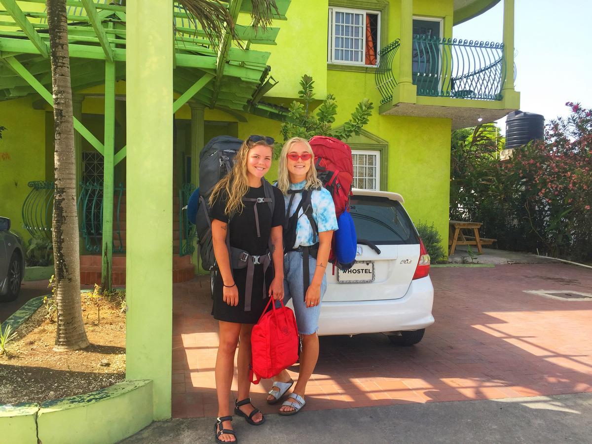 Yaad Hostel Монтего Бей Екстериор снимка